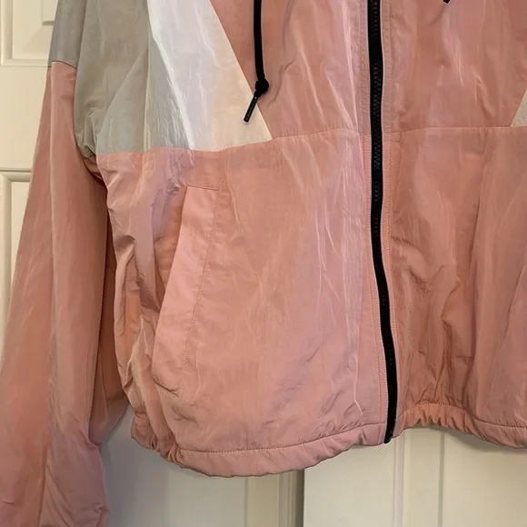 NWOT Victoria's Secret PINK Hooded Windbreaker Jacket - Picture 4 of 15